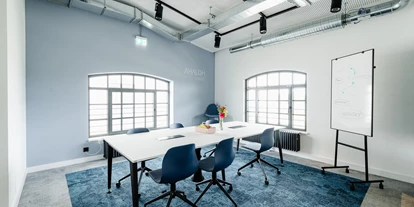 Eventlocation - Art der Location: Veranstaltungsraum - Fahrenzhausen - 1000 Satellites München - The Malt