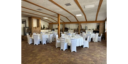 Eventlocation - Baden-Württemberg - Beispiel Runde Tische Nebenraum - Weintreff Gunzenhauser